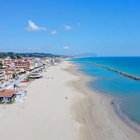 Appartement Luxury Penthouse With Terrace Near The By Host Hero