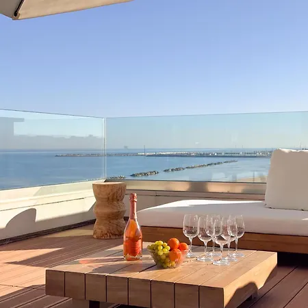 Luxury Penthouse With Terrace Near The By Host Hero Appartement