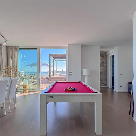 Luxury Penthouse With Terrace Near The By Host Hero Appartement Civitanova Marche