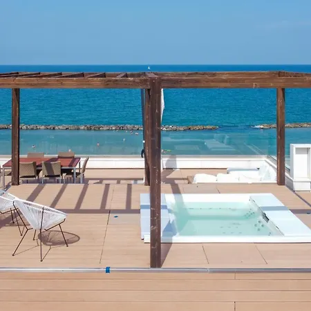 Appartement Luxury Penthouse With Terrace Near The By Host Hero *