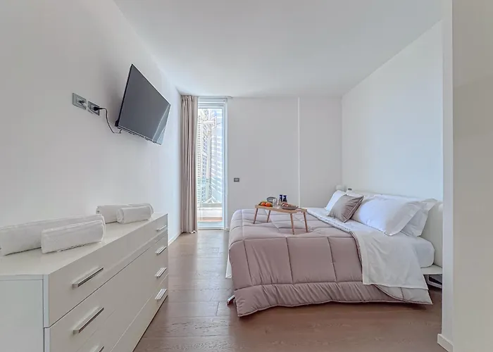 Apartament Luxury Penthouse - Private Parking And By Host Hero Civitanova Marche