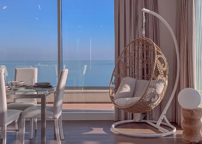 Apartament Luxury Penthouse - Private Parking And By Host Hero Civitanova Marche