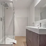 Luxury Penthouse - Private Parking And By Host Hero Апартаменты *