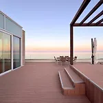Luxury Penthouse - Private Parking And By Host Hero Апартаменты *