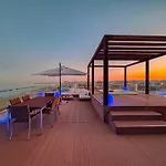 Luxury Penthouse - Private Parking And By Host Hero Апартаменты