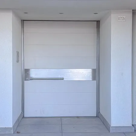 Luxury Penthouse With Terrace Near The By Host Hero * Чивитанова-Марке