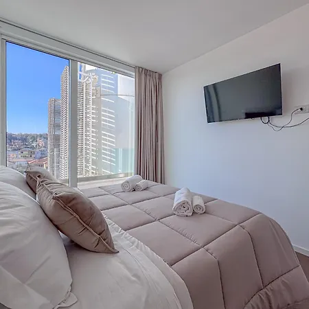 Luxury Penthouse - Private Parking And By Host Hero 公寓 *