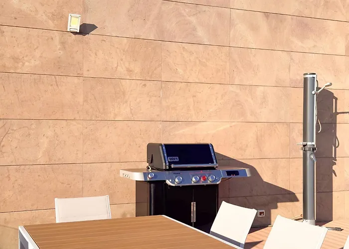 Luxury Penthouse - Private Parking And By Host Hero 公寓 西维尔诺瓦·马尔凯